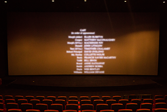 918博天堂官网国际党委组织召开《长津湖》观影活动