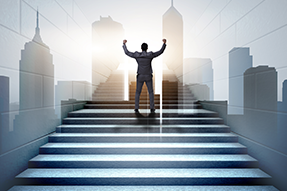 918博天堂官网国际王震：“T”字型人才紧缺，人才布局要两条腿走路