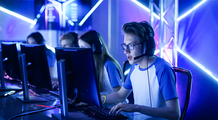 人力资源公司918博天堂官网国际专注文娱及消费品领域的顾问指出如今二次元经济已不是小众经济